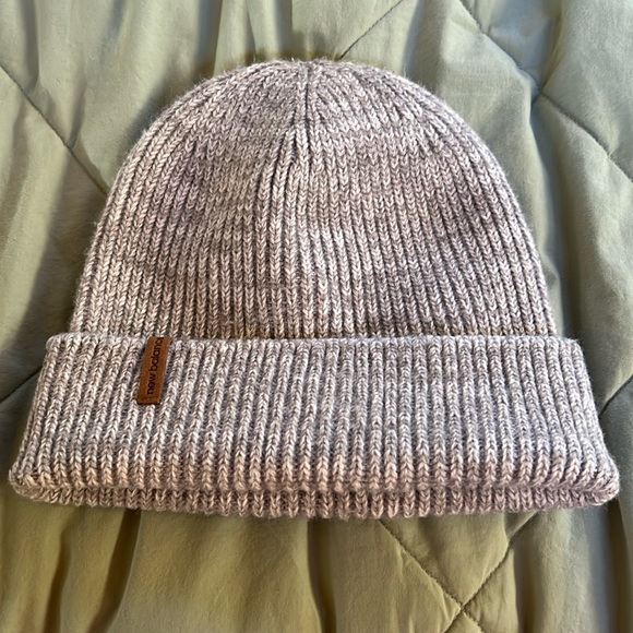 New Balance Accessories - Light Grey New Balance Beanie